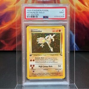 Pokemon Hitmonlee Holo Card - Yellow and Red